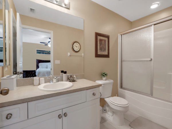 Waterfront Retreat in Northeast Cape Coral Three Bedroom with Private Pool